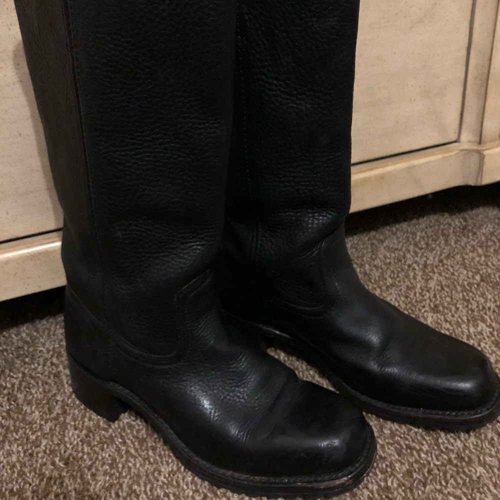 Frye Black Leather Boots Vibram Soles 9.5